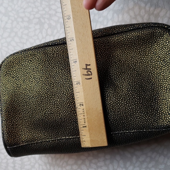 Bare Minerals Black and Gold Cosmetic Bag - 3/$15 - Picture 4 of 9